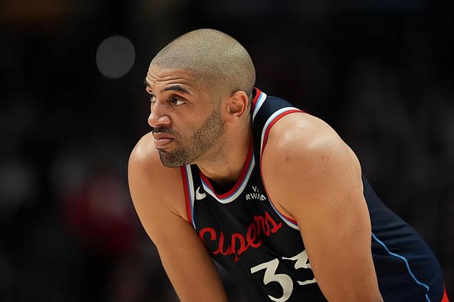 快船力克尼克斯登西部第八 巴图姆低迷成隐患