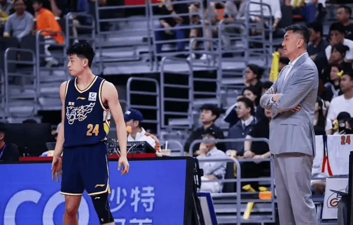 广东男篮主场遭北京绝杀