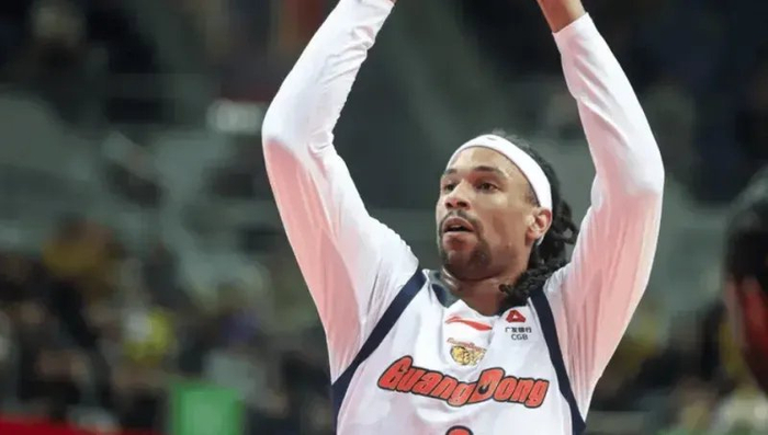 广东男篮主场遭北京绝杀 杜锋直指轮换失误致败