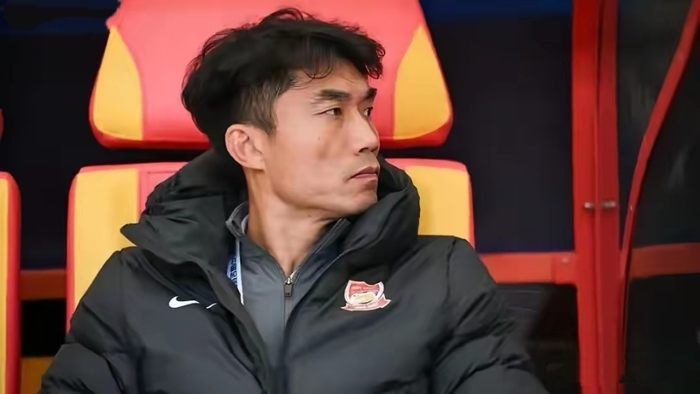 青岛西海岸两连败 郑智执教能力遭质疑